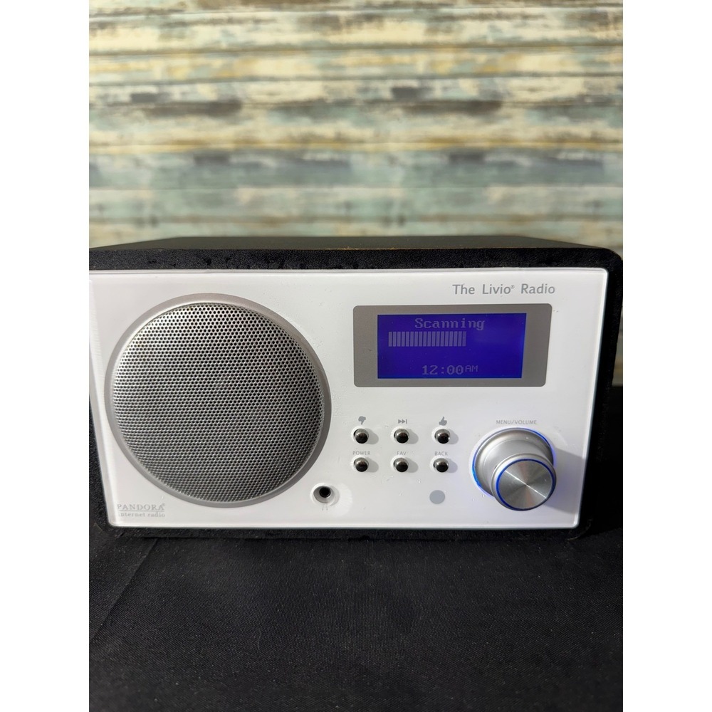 Livio Radio LV001 Pandora Internet Radio Black White Excellent WiFi Ethernet